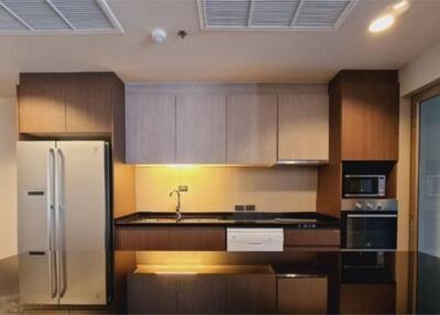 Experience Modern Living with Spacious 4-Bedroom Units and Open Kitchen in Sukhumvit 30