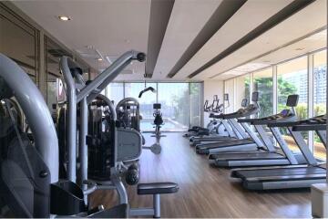 A large unit with an effortlessly accessible condominium to BTS Thonglor and Sukhumvit area. - 920071062-91