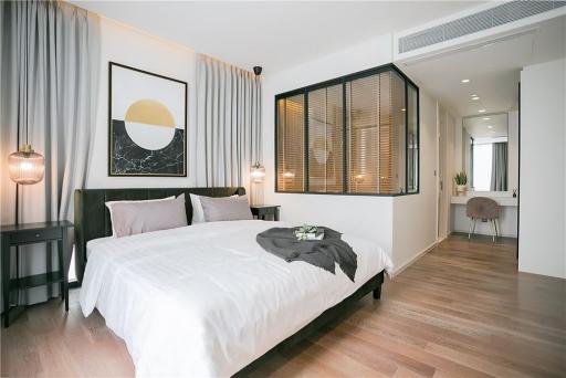 A beautiful unit with an effortlessly accessible to BTS and MTR Asoke