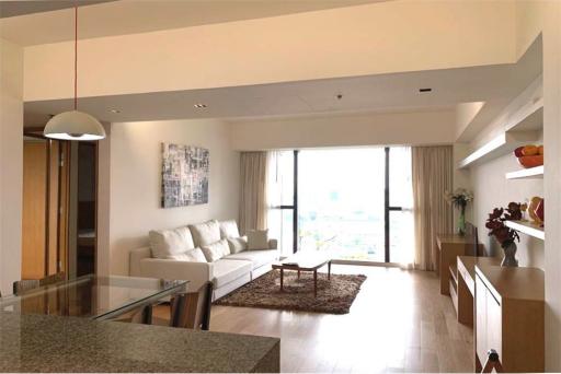 Contemporary style condominium The Met in a convenient area located on South Sathorn 6. - 920071062-96
