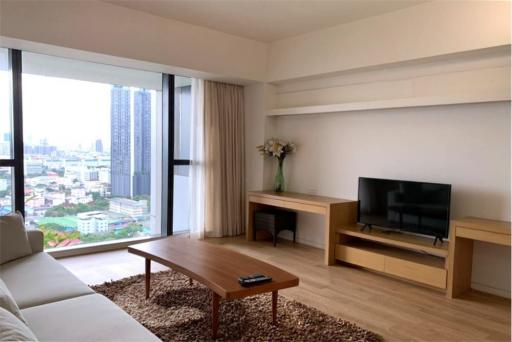 Contemporary style condominium The Met in a convenient area located on South Sathorn 6. - 920071062-96