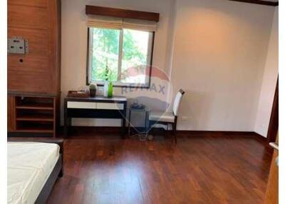 Luxury House, Close to Suwannaphum Airport 3+1 Beds only 33,000 THB per month - 920071045-156