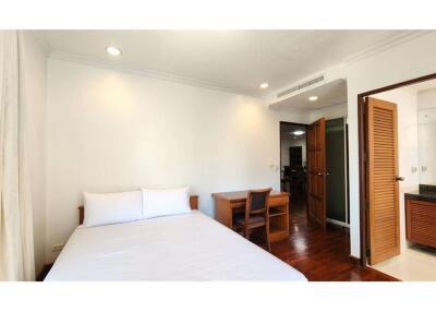 Stunning Fully Furnished 3 Bedroom Apartment for Rent in Sukhumvit 49 - 920071001-10927