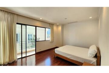 Stunning Fully Furnished 3 Bedroom Apartment for Rent in Sukhumvit 49 - 920071001-10927