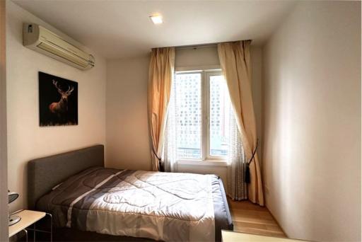 A fully furnished unit condominium at Siri at Sukhumvit is located on Sukhumvit Road between Soi