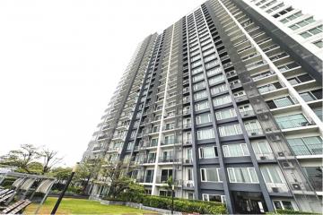 A fully furnished unit condominium at Siri at Sukhumvit is located on Sukhumvit Road between Soi