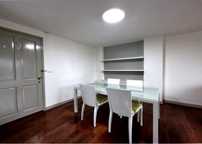 "Spacious 3BR Condo for Rent in Prime Sukhumvit"