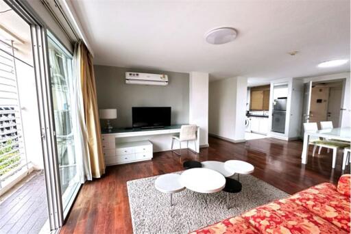 "Spacious 3BR Condo for Rent in Prime Sukhumvit"