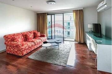 A fully furnished unit condominium at 49 Plus is located on Sukhumvit 49 about 12 minutes from BTS Thong Lor.