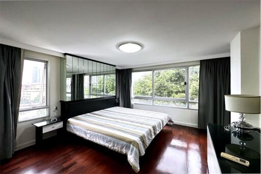 "Spacious 3BR Condo for Rent in Prime Sukhumvit"