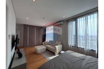 For rent ready to move in  3 bedroom Aguston Sukhumvit 22