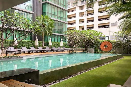 For sale duplex 2 bedrooms on high floor@The Room Sukhumvit 21. - 920071001-10872