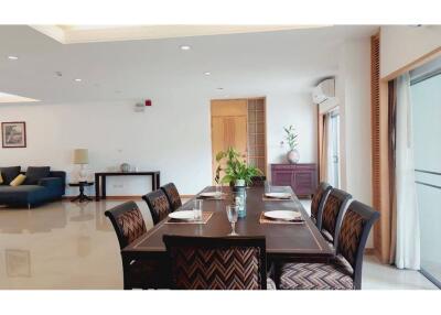 Spacious 3-Bedroom Apartment for Rent in Sathon Soi 1 - Perfect for Families! - 920071001-10815
