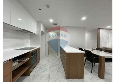 New renovated 2 bedrooms Sukhumvit 24 FOR RENT