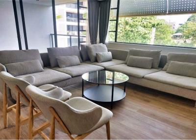 !! Promotion Price !! Modern big terrace 4 bedrooms in private apartment Sathon Soi 1 - 920071001-10840