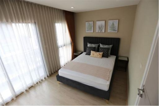 Newly Renovated 3-Bedroom Apartment in Arden Pattanakarn - Move In Today! - 920071001-10826