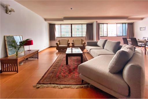 "Luxurious 3-Bed Condo in Central Bangkok - S.L.D. Condo"