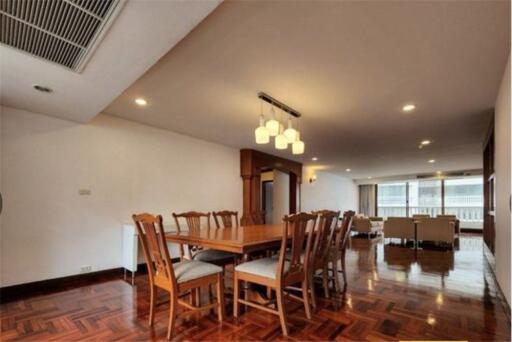 Pet-Friendly Paradise: Spacious 4-Bedroom Condo for Rent in Sukhumvit 24, BTS Phrom Phong! - 920071001-10816