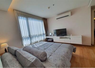 Newly Renovated 2-Bedroom Apartment on 10th Floor Available for Rent at H Sukhumvit 43!