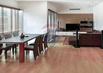 Spacious 2-Bedroom Condo for Sale at The Madison 41, Steps Away from BTS Phrom Phong! - 920071001-10845