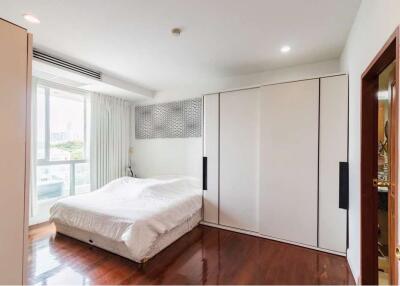 House Thanon Sarasin, 3 bedrooms, Wireless Road, Lumpini, Pathumwan