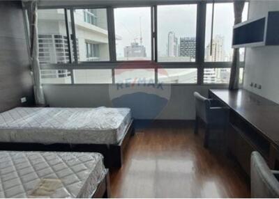 Pet Friendly 3 Bed on Sukhumvit 23 rd. ASOKE BTS - 920071001-10488