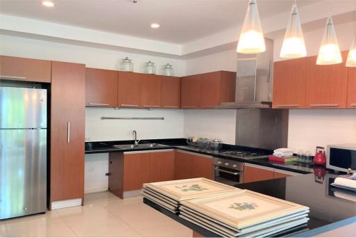 Condo/Apartment for Rent near BTS Asok