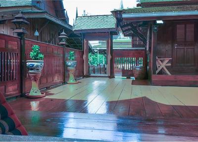 Hot Dea l Thai riverside resort, golden teak wood, size 6 rooms