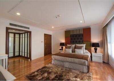 Extraordinary 3-Bed with a gorgeous view of the Bejakitti Lake for rent in Asoke - 920071001-9540