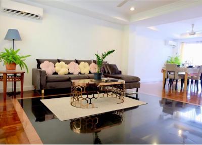 for rent, pet friendly townhouse in secure compound,5beds,in Sathorn. BTS t. Louise - 920071001-8428