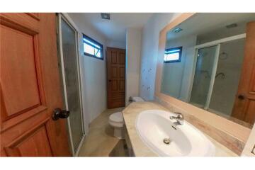 3 bed 3 baths 55 towers for sale with tenant