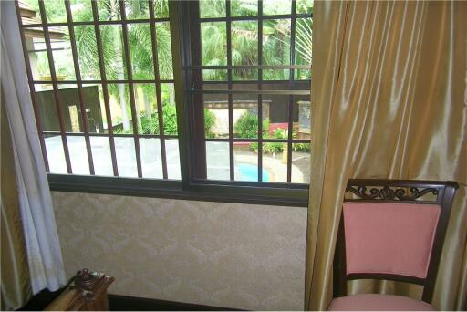 PATONG 3  BEDROOMS POOL VILLA FULLY FURNISHED