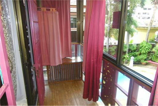 PATONG 3  BEDROOMS POOL VILLA FULLY FURNISHED