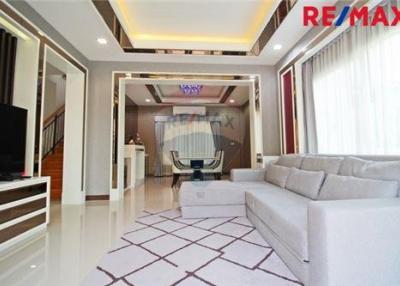 265 Sqm., 4 Beds, 4 Baths House listed for ฿ 12,700,000.