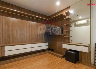 50 Sqm., 2 Beds, 1 Bath Condo listed for ฿ 2,900,000.