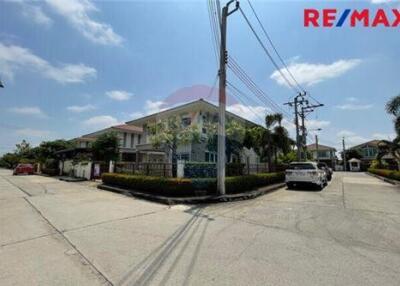 469 Sqm., 4 Beds, 3 Baths House listed for ฿ 7,000,000.