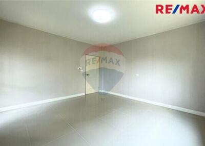 467 Sqm., 4 Beds, 3 Baths Townhouse listed for ฿ 6,800,000.