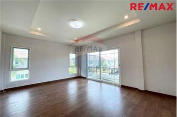 469 Sqm., 4 Beds, 3 Baths House listed for ฿ 7,000,000.