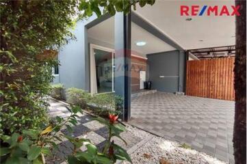 88 Sqm., 3 Beds, 2 Baths Townhouse listed for ฿ 2,250,000.