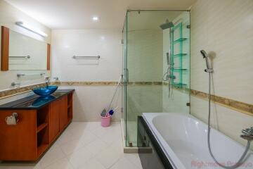 2 Bed Condo For Rent In Central Pattaya - City Garden Pattaya