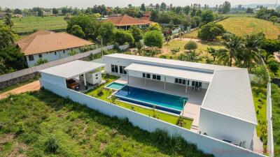 3 Bed House For Sale In East Pattaya - Not In A Village