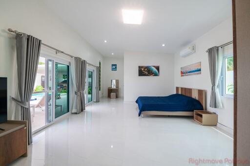 3 Bed House For Sale In East Pattaya - Not In A Village