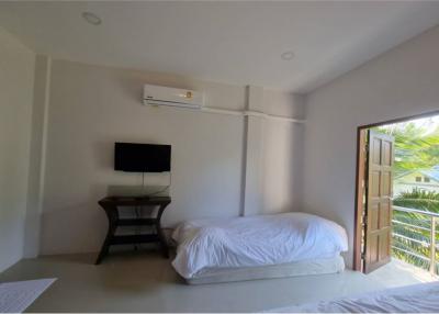 TOWNHOME FOR SALE 80 M. FROM  KHANOM BEACH !!