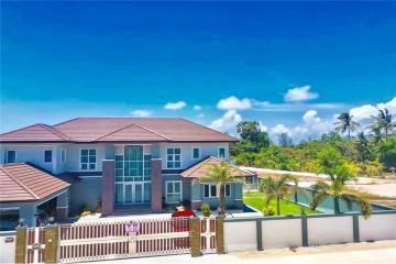 LUXURIOUS 5 BEDROOMS VILLA FOR SALE IN SONGKHLA!!