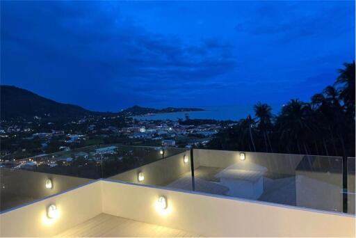 SEA-VIEW VILLA WITH PRIVATE POOL AND ROOFTOP LAMAI