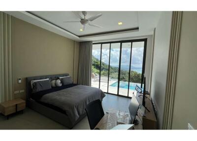Beautiful 4 bedroom /2 kitchen sea view villa available for sale - 920121057-12