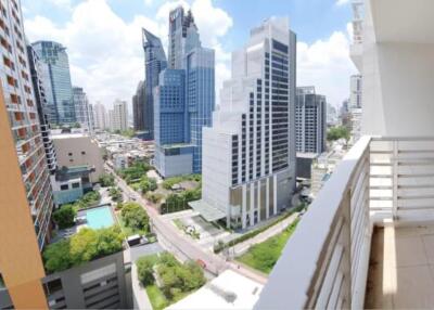 2 Bedrooms 2 Bathrooms Size 106sqm. Siri Residence for Sale 17mTHB