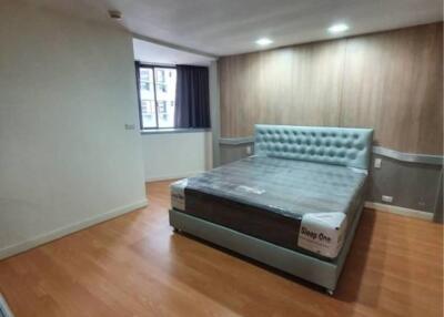 3 Bedrooms 3 Bathrooms Size 223sqm. President Park for Sale 17mTHB