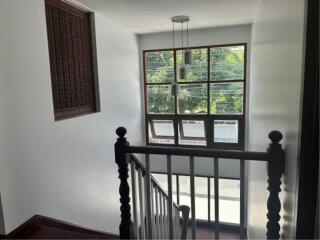 HOUSE  4 Bedrooms 4 Bathrooms Size 450sqm. Ekkamai for Rent 200,000 THB