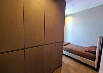 3 bedrooms 2 bathrooms size 85sqm. The Diplomat Sathorn for Rent 85,000 THB